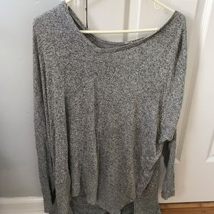 Long sleeve oversized grey shirt